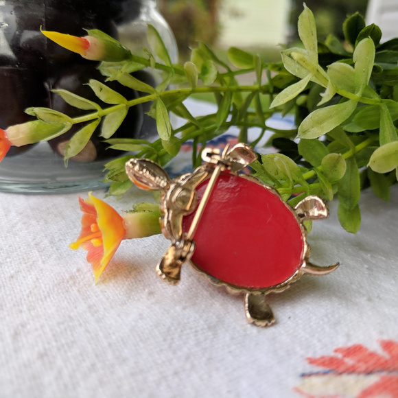 Whimsical 🌹vintage bracelet and turtle pin! - Picture 3 of 7